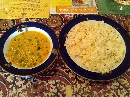 豆腐とグリーンピースのカレー