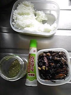 2012年4月30日のお昼の食材