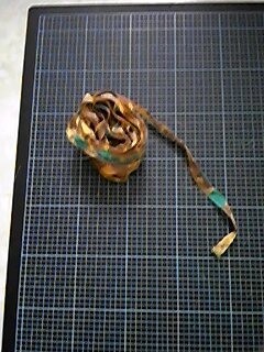 裂き編みで携帯ケース_02