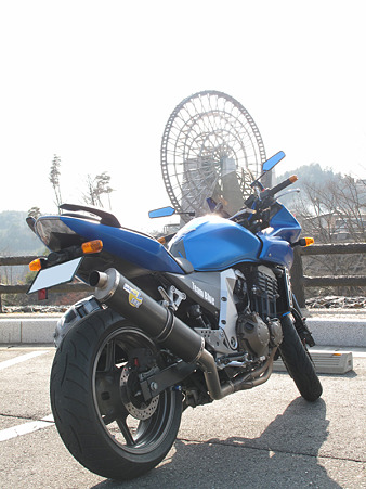 日本一の大水車 をバッグに