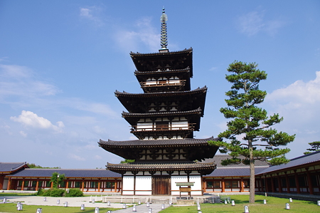 薬師寺東塔