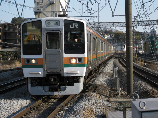 東海道線211系15両編成 in戸塚