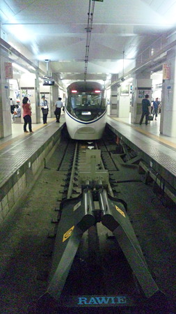 371系(新宿駅)2