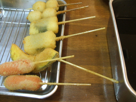 新世界の串カツ屋7