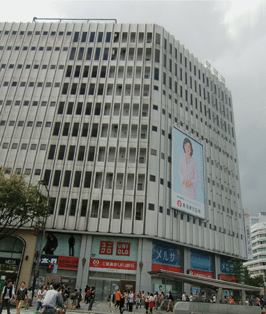 B・STYLE栄スカイル店 2011年4月21日(木) オープン 半年-231023-1